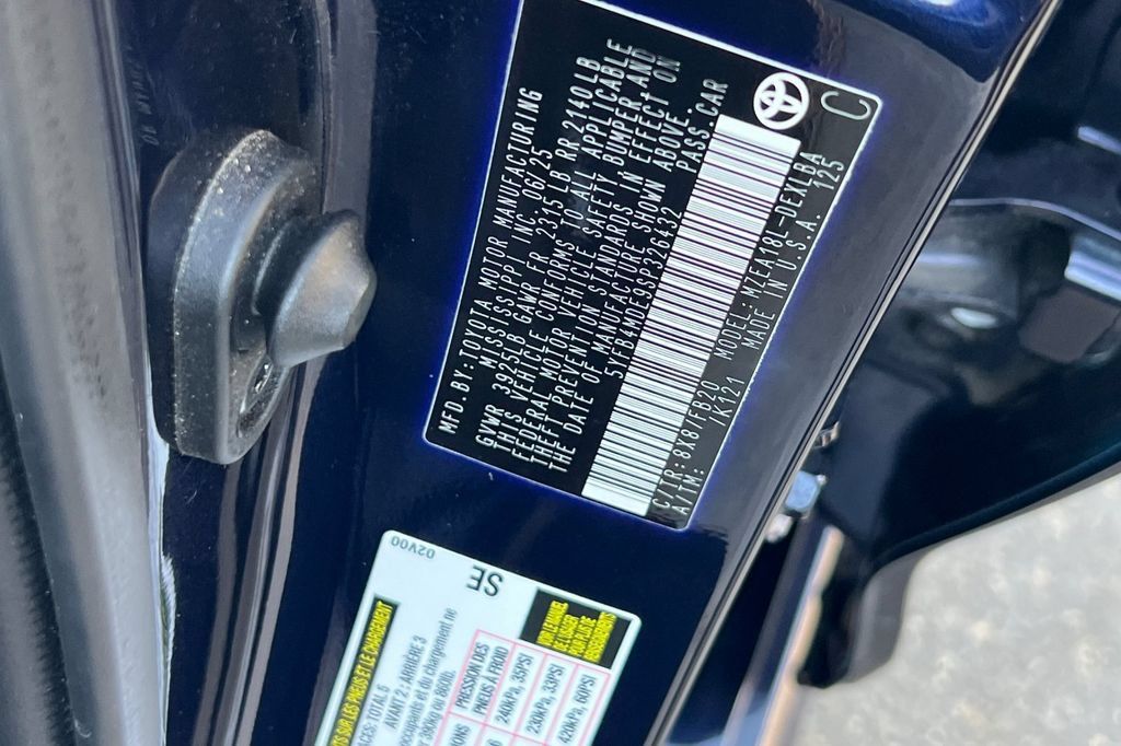 Certified 2025 Toyota Corolla LE w/ LE Premium Package FWD image 30