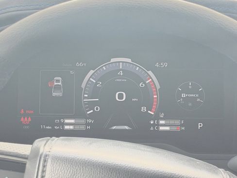 New 2026 Toyota Tundra Platinum AWD/4WD image 15