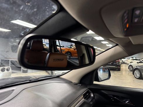 Used 2017 GMC Acadia SLT image 28