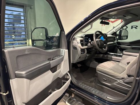 Used 2024 Ford F350 XLT w/ 360-Degree Camera Package image 12