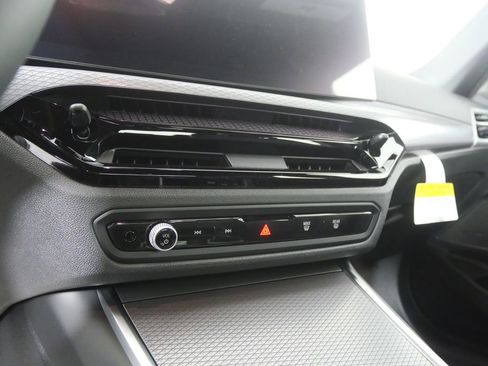 New 2026 BMW 330i Sedan w/ M Sport Package image 21