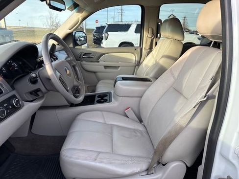 Used 2010 Chevrolet Tahoe LT w/ Luxury Package image 9