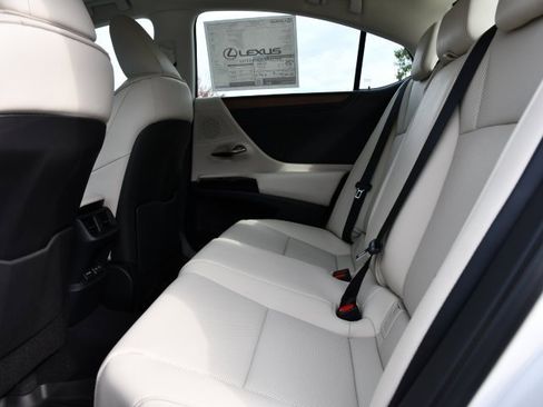 New 2025 Lexus ES 350 w/ Premium Package image 19