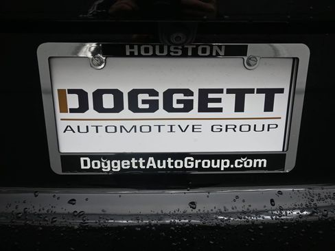 Used 2021 Chevrolet Tahoe LS RWD image 2