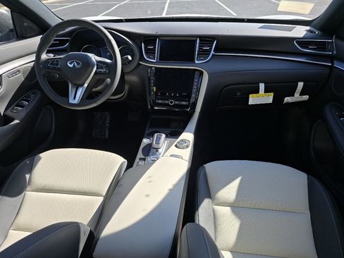 Certified 2025 INFINITI QX55 Luxe w/ Cargo Package image 23