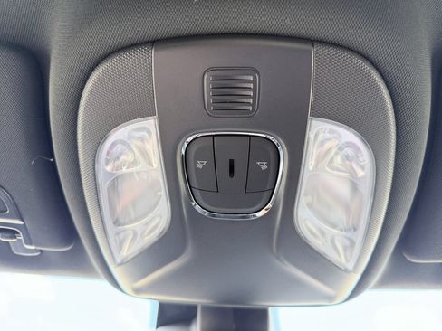 New 2026 Jeep Compass Latitude AWD/4WD image 15