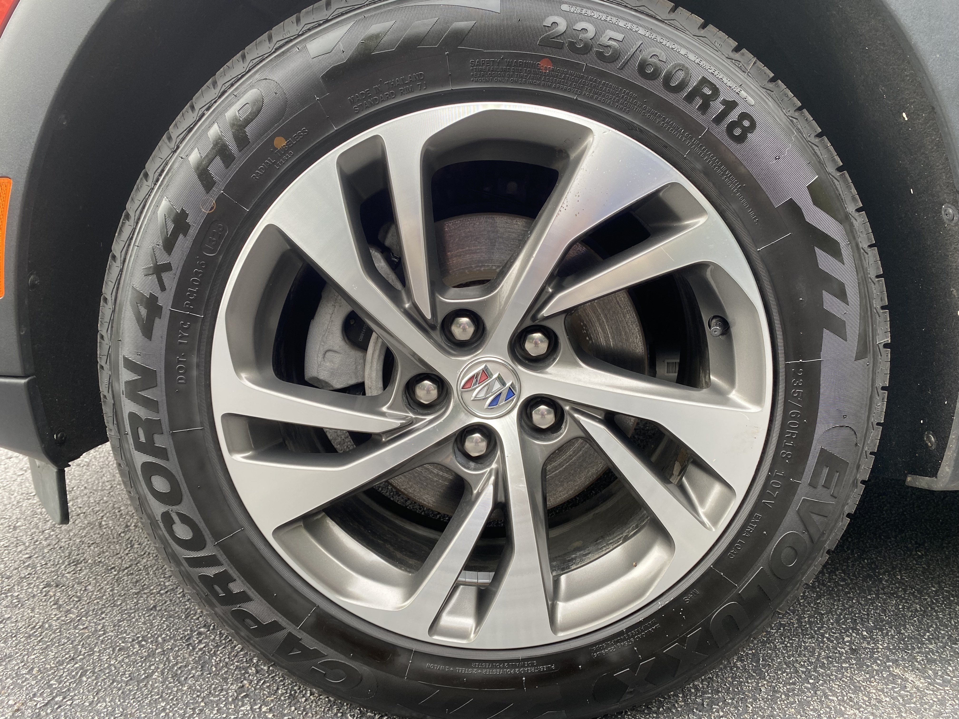 Used 2023 Buick Envision Essence FWD image 41