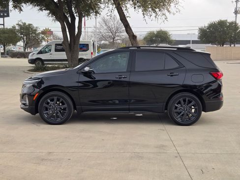 Used 2022 Chevrolet Equinox RS w/ RS Leather Package image 6