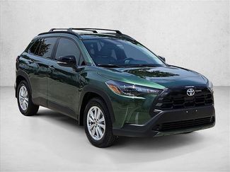 Used 2026 Toyota Corolla Cross LE w/ Moonroof Package FWD video 3