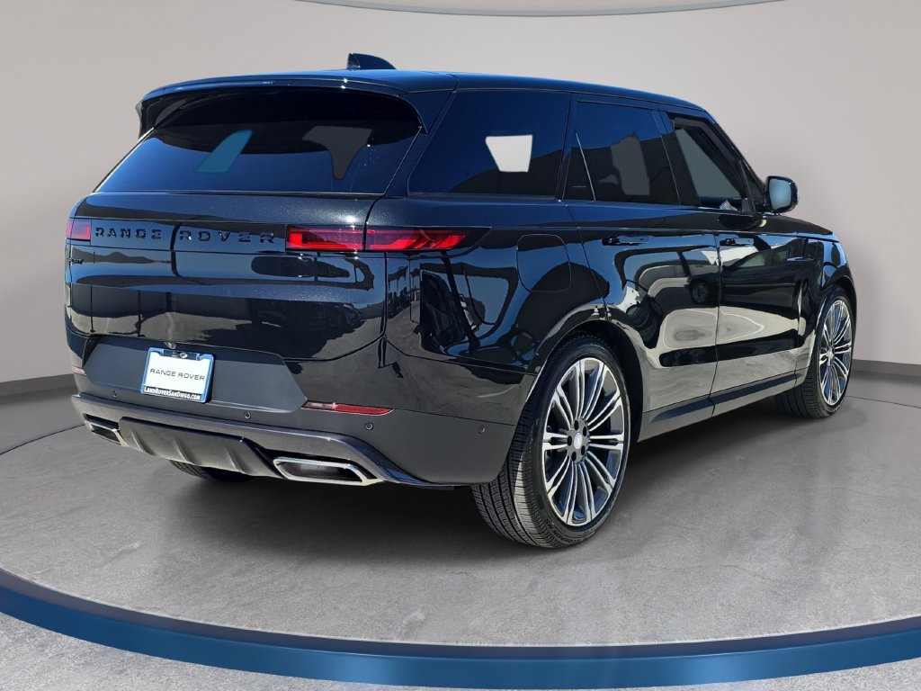 New 2027 Land Rover Range Rover Sport SE AWD/4WD image 5
