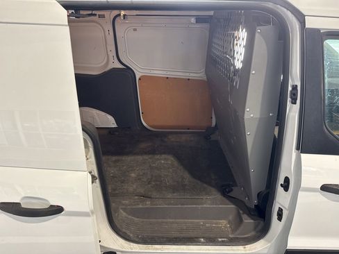 Used 2020 Ford Transit Connect XL FWD image 12