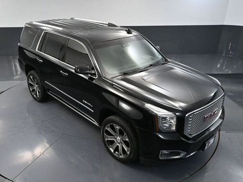 Used 2017 GMC Yukon Denali image 67