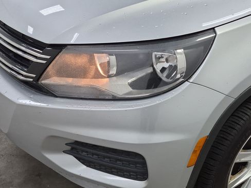 Used 2017 Volkswagen Tiguan Limited w/ Premium Package AWD/4WD image 13