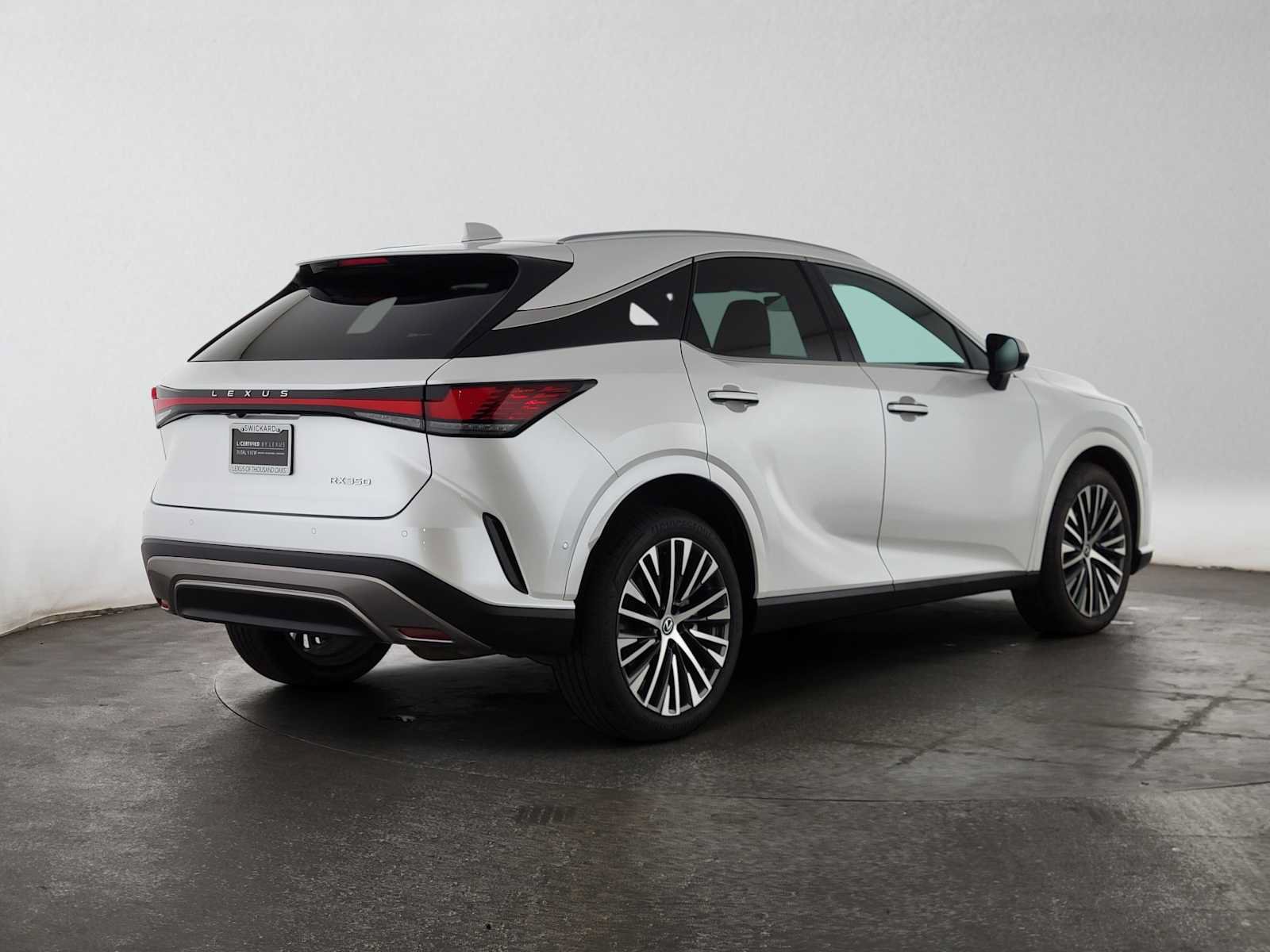 Certified 2024 Lexus RX 350 Premium Plus w/ Convenience Package FWD image 3
