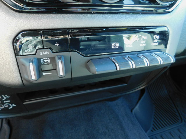 New 2026 RAM 3500 Big Horn AWD/4WD image 18