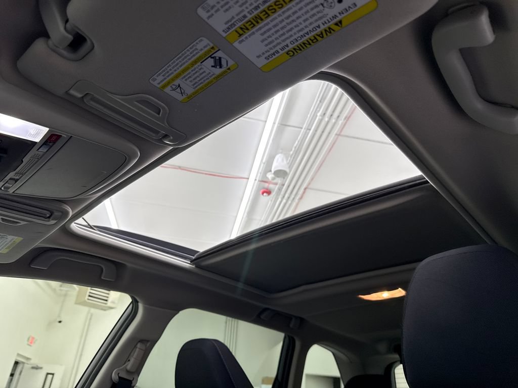 Used 2019 Subaru Forester Premium AWD/4WD image 23