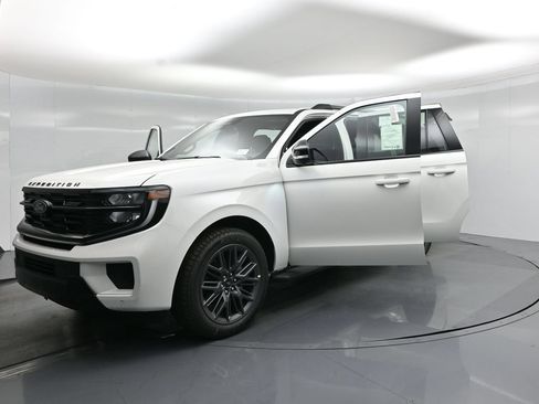 New 2026 Ford Expedition Max Platinum w/ Stealth Appearance Package AWD/4WD image 30