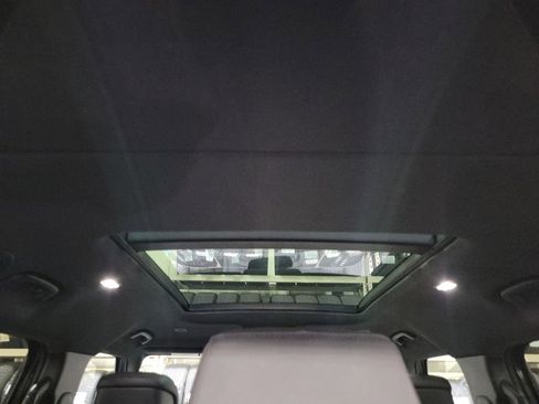 Used 2024 Land Rover Defender 130 Outbound image 27