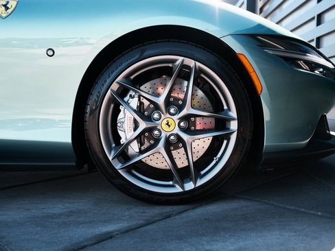 Used 2022 Ferrari Roma image 25