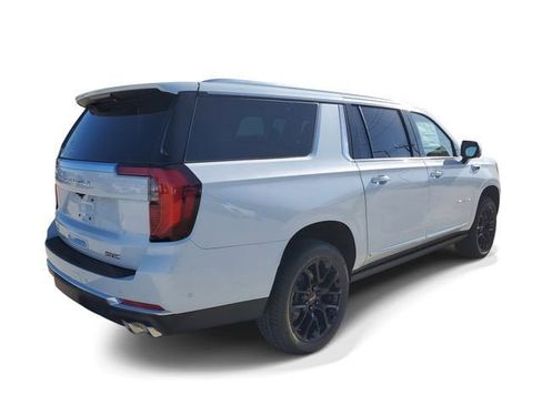 New 2026 GMC Yukon XL Denali w/ Sun & Power Step Package image 5
