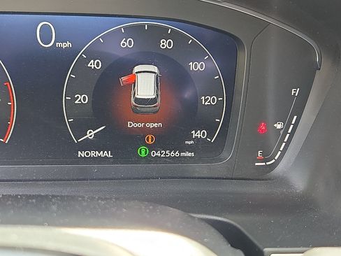 Used 2023 Honda Pilot Elite image 21