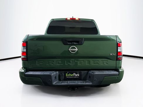 Used 2023 Nissan Frontier SV w/ Technology Package RWD image 7