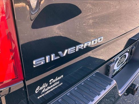 Used 2023 Chevrolet Silverado 1500 High Country w/ Z71 Off-Road Package image 31