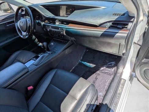 Used 2014 Lexus ES 350 w/ Premium Package FWD image 22