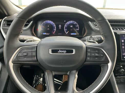 Used 2024 Jeep Grand Cherokee L Laredo AWD/4WD image 23