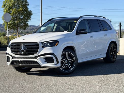New 2026 Mercedes-Benz GLS 450 4MATIC image 2