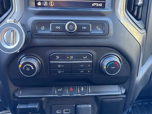 Used 2021 Chevrolet Silverado 2500 W/T w/ WT Convenience Package AWD/4WD image 21