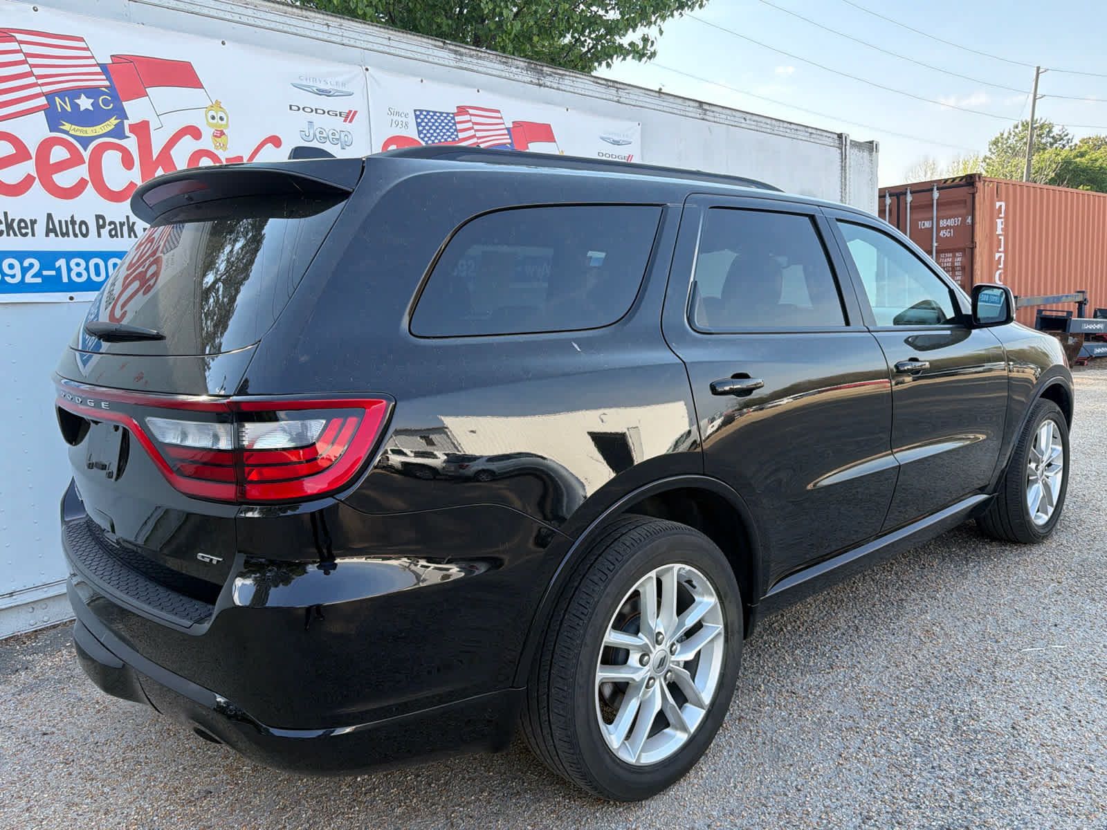 Used 2024 Dodge Durango GT RWD image 4