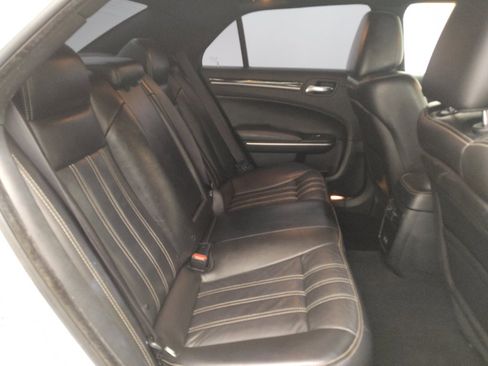 Used 2019 Chrysler 300 S RWD image 19