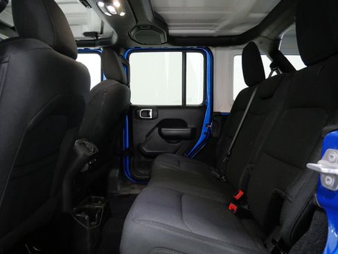 Used 2022 Jeep Wrangler Unlimited Sport AWD/4WD image 26