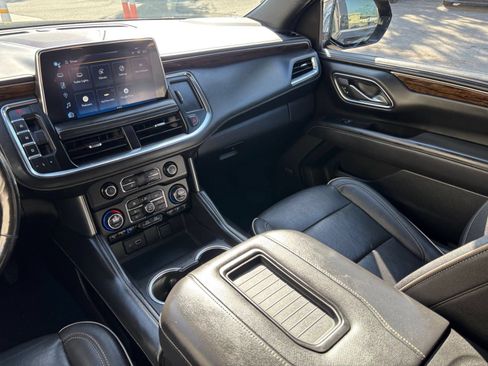 Used 2023 Chevrolet Tahoe Premier RWD image 39