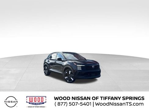 New 2025 Nissan Kicks SR w/ SR Premium Package image 1