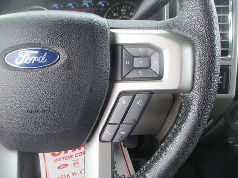 Used 2015 Ford F150 Lariat AWD/4WD image 13