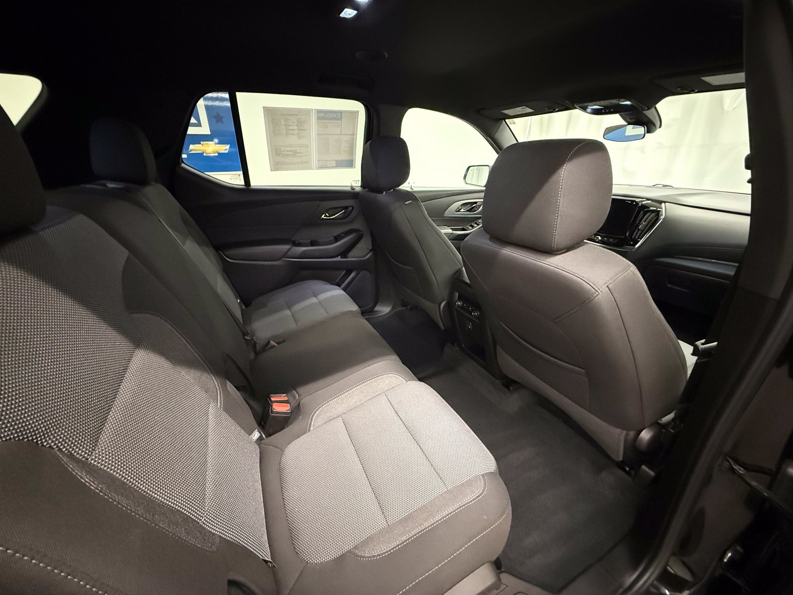 Used 2023 Chevrolet Traverse LT w/ LPO, Floor Liner Package AWD/4WD image 6