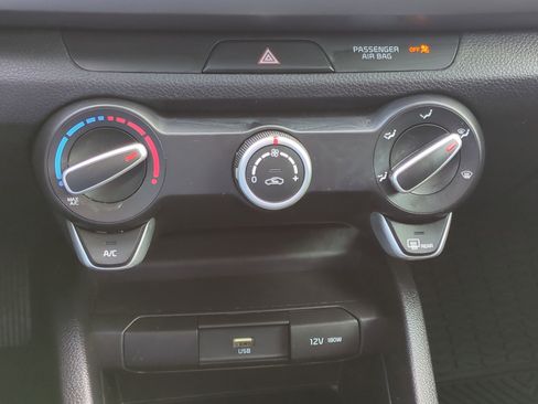 Used 2022 Kia Rio S image 24