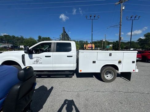 Used 2023 Ford F350 XL w/ Snow Plow Prep Package AWD/4WD image 1
