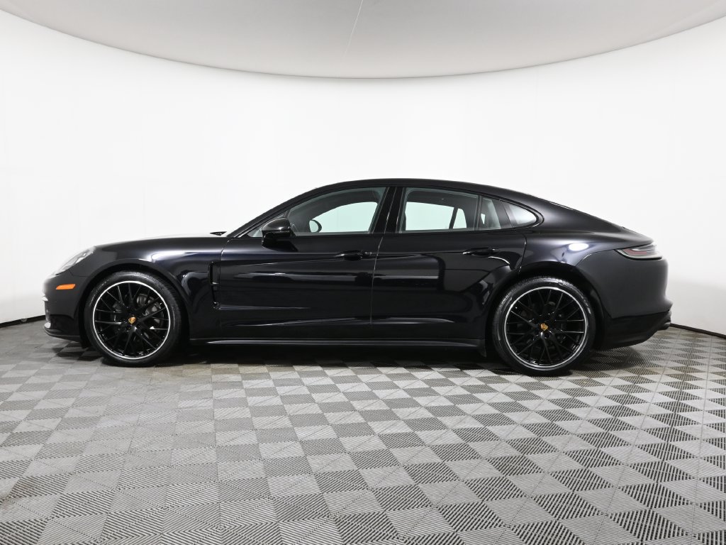 Used 2023 Porsche Panamera 4 Platinum Edition AWD/4WD image 2