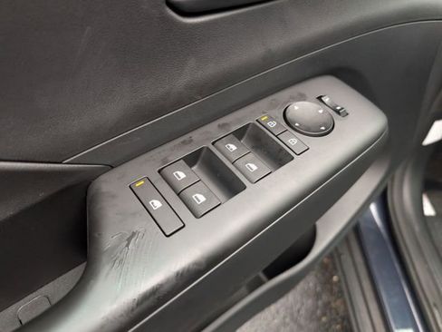 New 2026 Hyundai Kona SE image 16