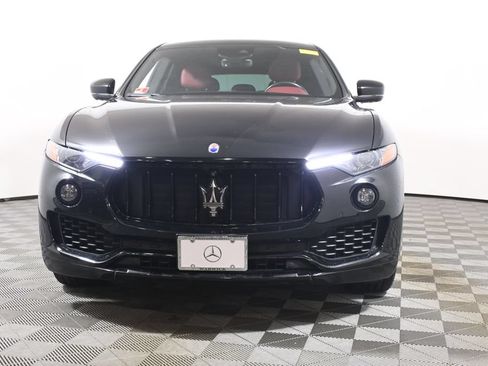 Used 2019 Maserati Levante AWD/4WD image 10