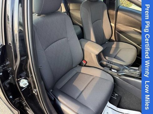 Used 2025 Toyota Corolla LE w/ LE Premium Package FWD image 11
