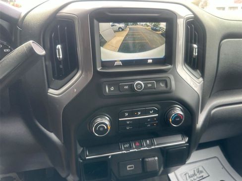Used 2019 Chevrolet Silverado 1500 Custom w/ Custom Value Package AWD/4WD image 26