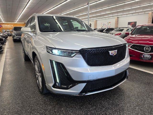 Used 2020 Cadillac XT6 Sport AWD/4WD image 3
