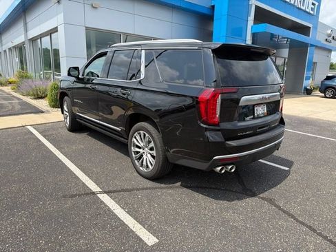 Used 2022 GMC Yukon Denali AWD/4WD image 2