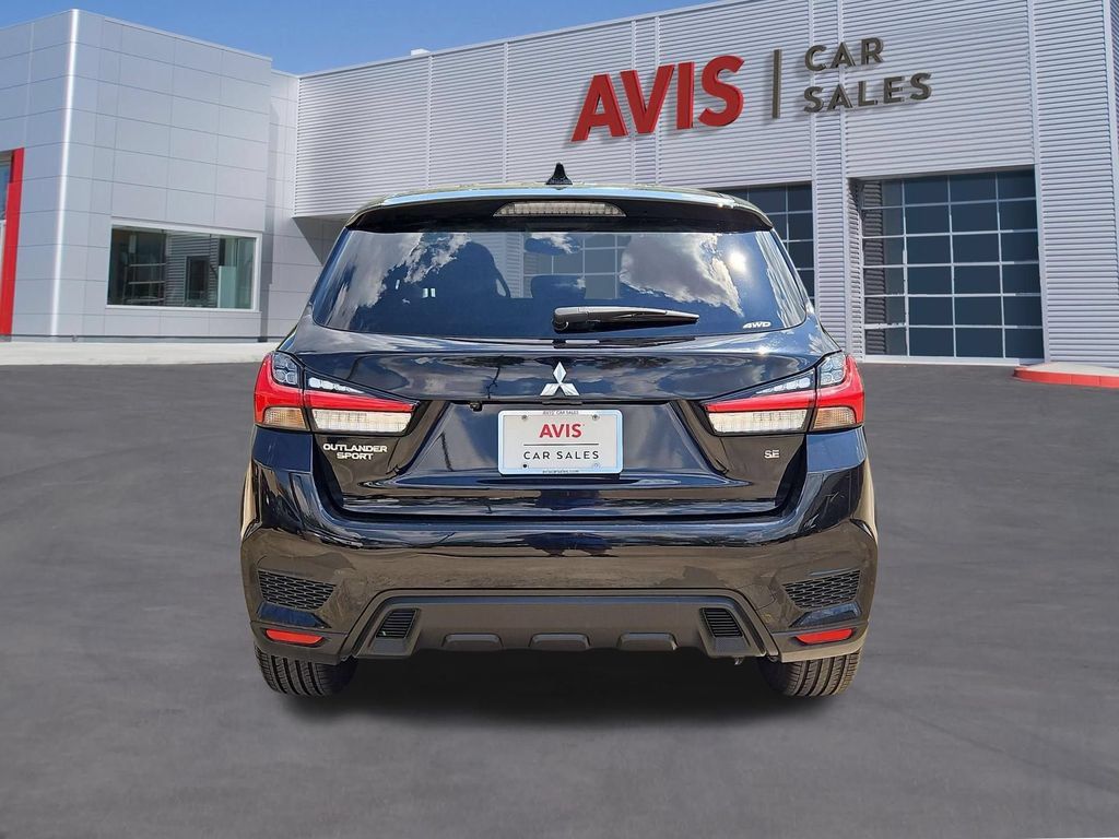 Used 2025 Mitsubishi Outlander Sport SE AWD/4WD image 7