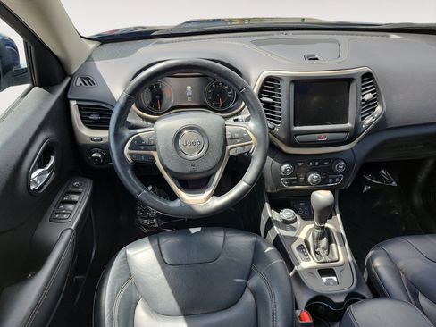Used 2016 Jeep Cherokee Limited AWD/4WD image 10