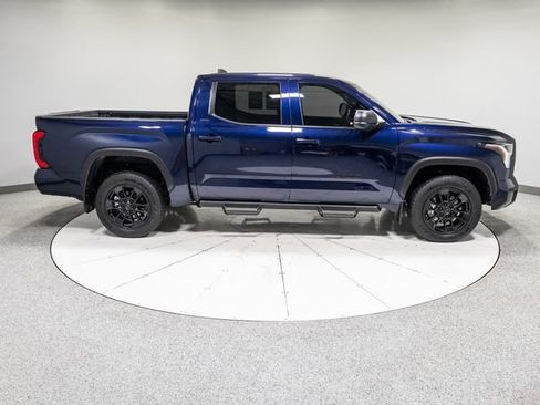 Used 2025 Toyota Tundra SR5 w/ SR5 Premium Package AWD/4WD image 6